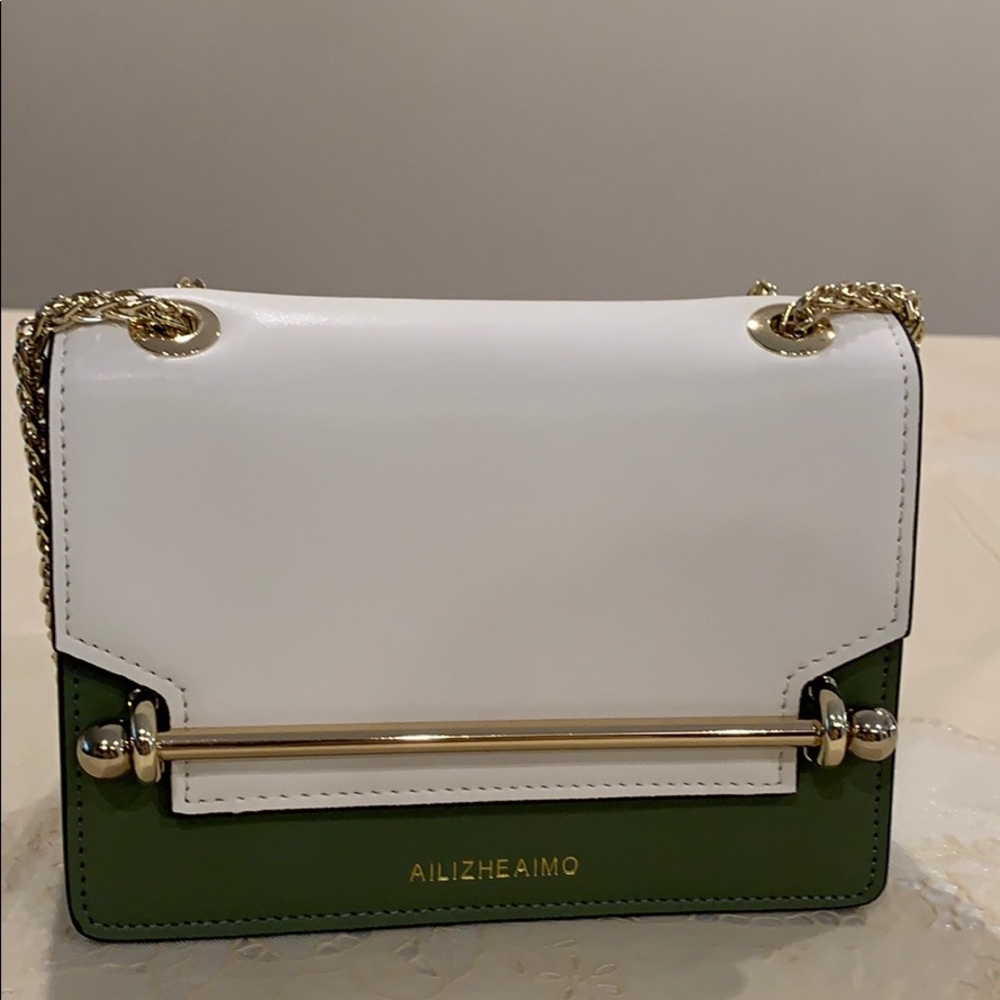 New cross body purse
